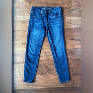 American Eagle jegging crop